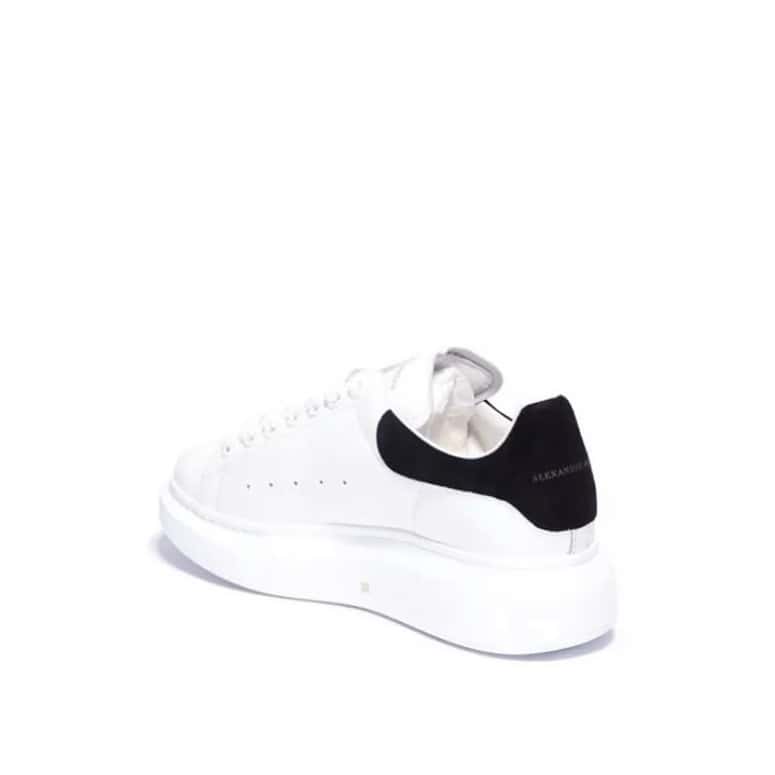 Alexander McQueen Oversized Sneaker White Leather Very good - Model View