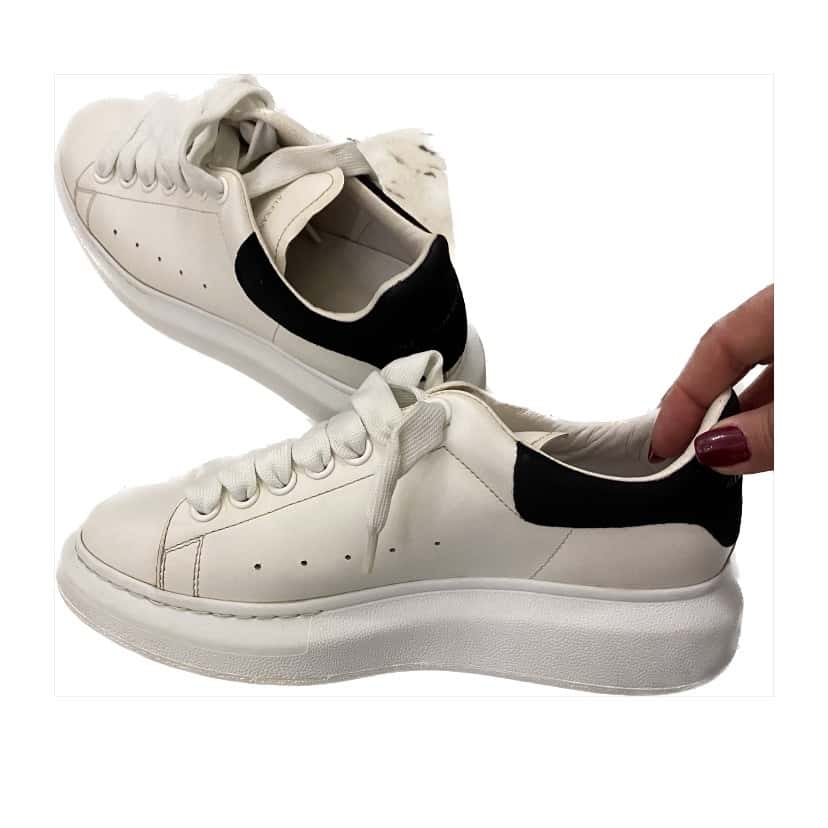 Alexander McQueen Oversized Sneaker White Leather Very good - Box View