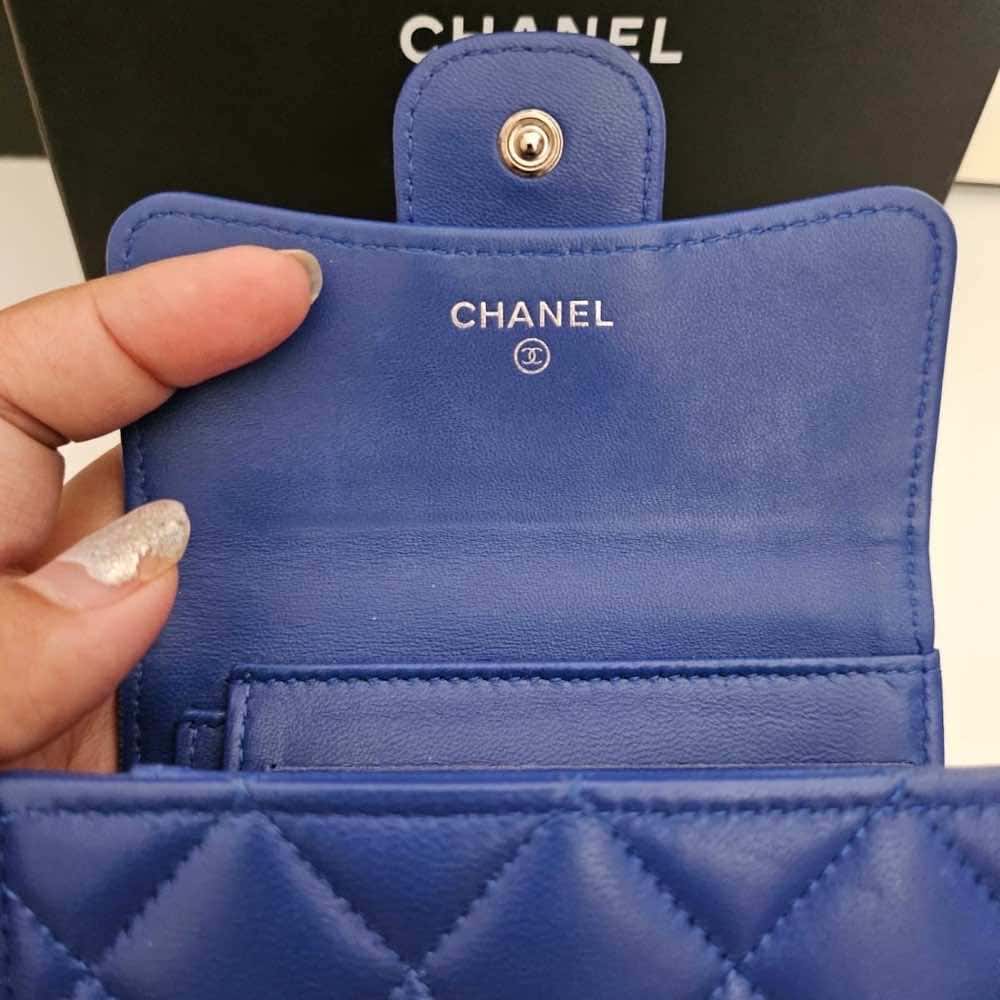Chanel Wallet Blue Leather Good - Inside View