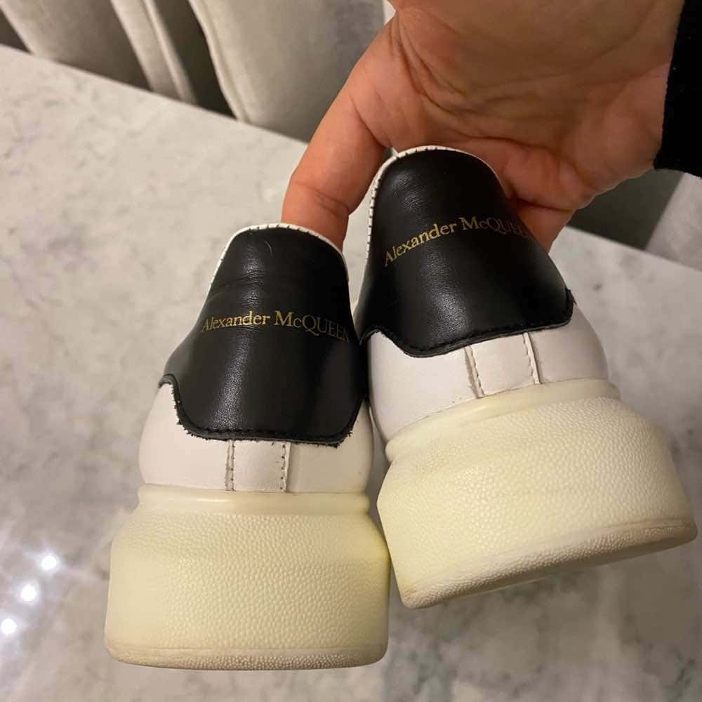 Alexander McQueen Oversized Sneaker White Leather Very good - Model View