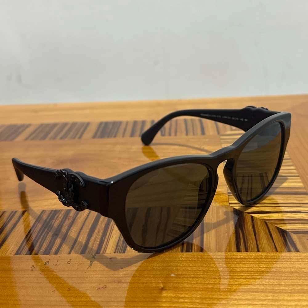 Chanel 5455Q C888/s4 Black Plastic Very good - Model View