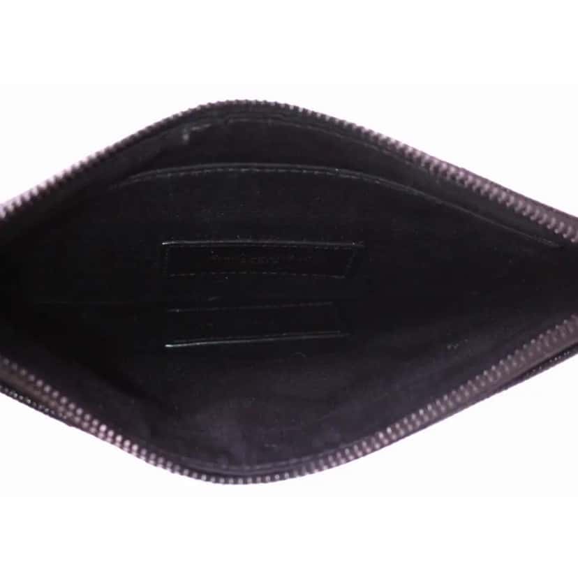 Saint Laurent Cassandre Matelassé Pouch Black Leather Very good - Box View