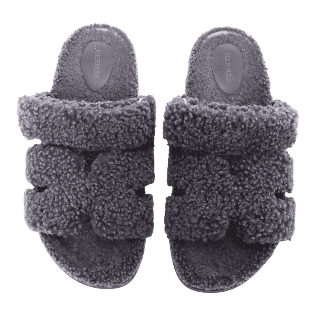 Hermès Chypre Grey Fur Good condition - Front View