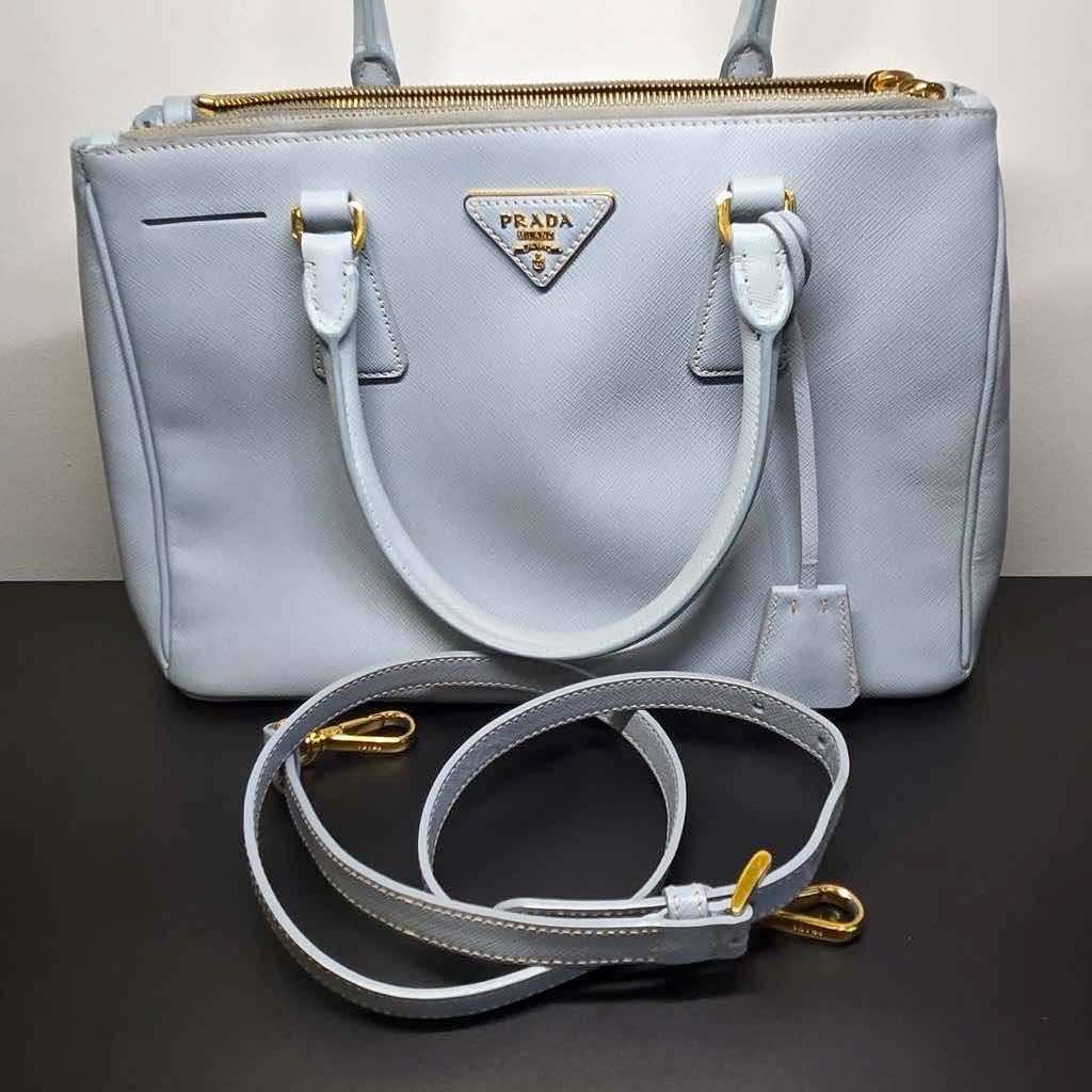 Prada Galleria Grey Leather Good condition - Box View