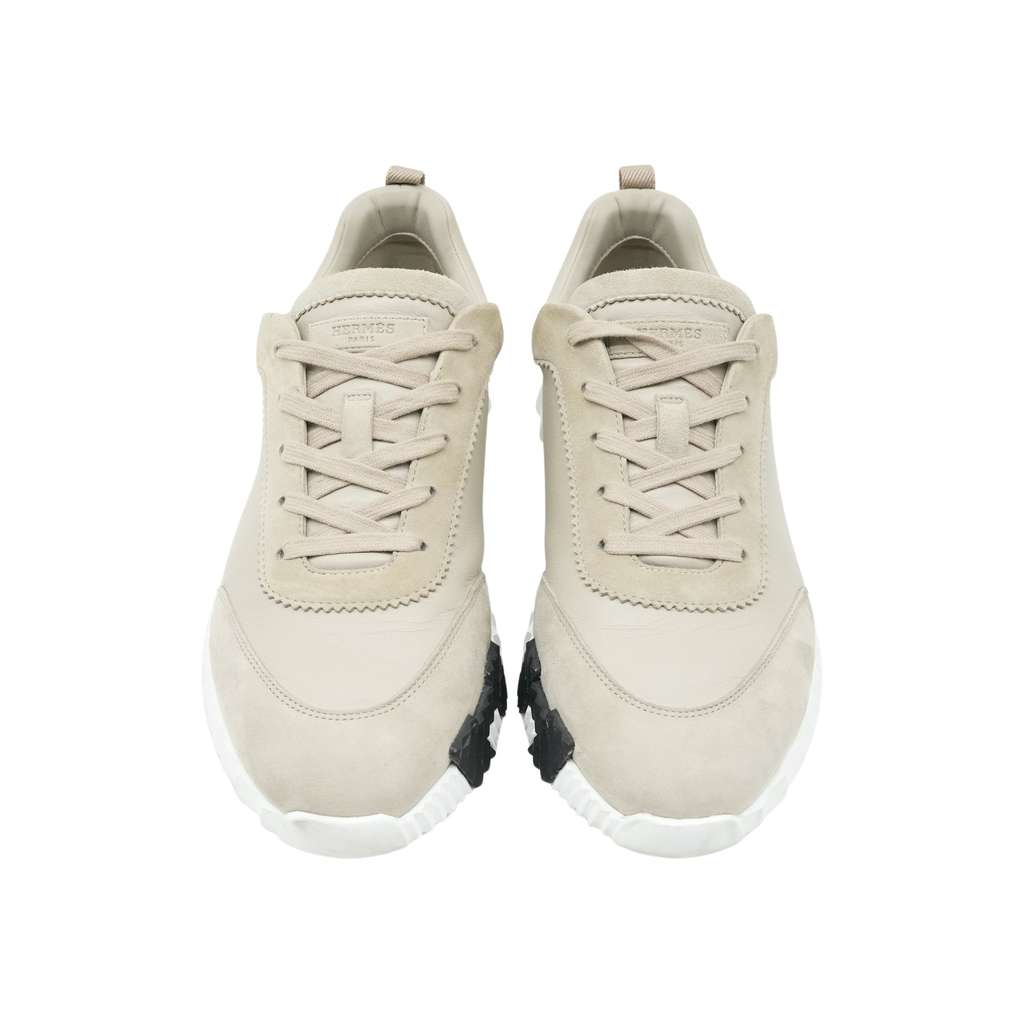 Hermès Boucing Snaecker Beige Color DB  Size 44 Beige Leather Fair condition - Front View