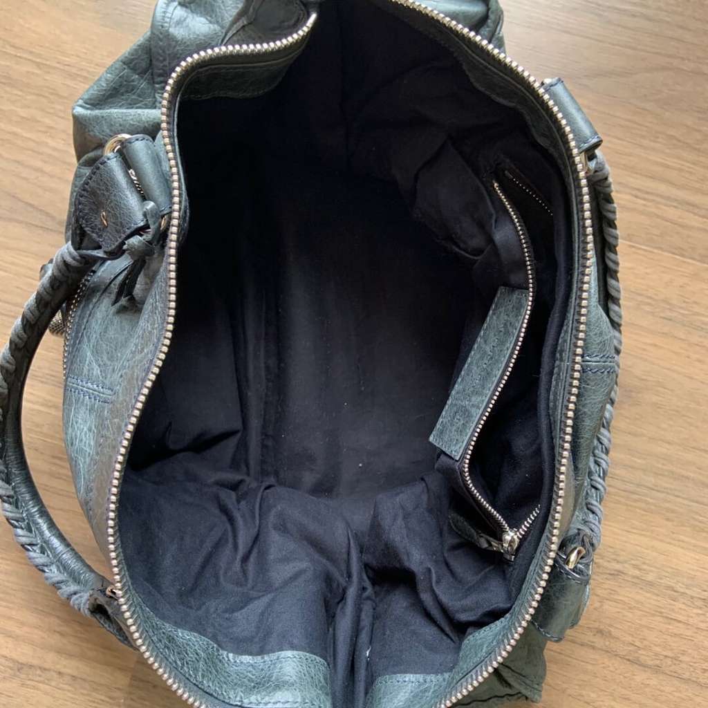 Balenciaga Giant City work bag Brown Leather Very good - Model View