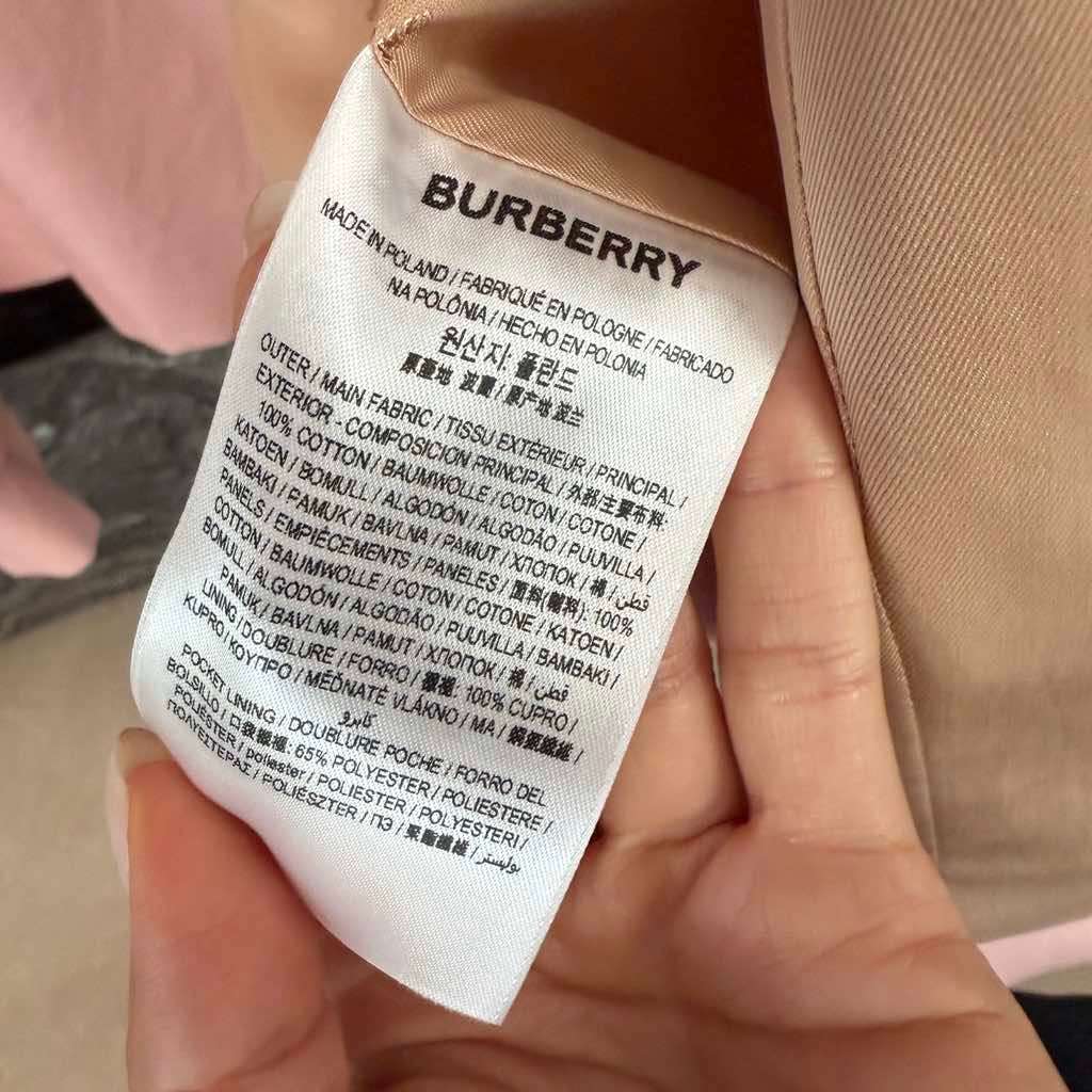 Burberry Coat Pink Cotton Never worn - Box View