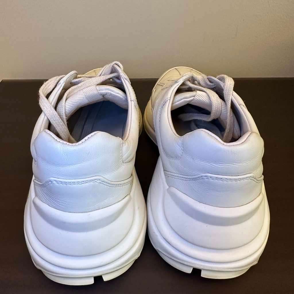 Gucci Ivory Leather Rhyton Vintage Silver Leather Very good condition - Back View