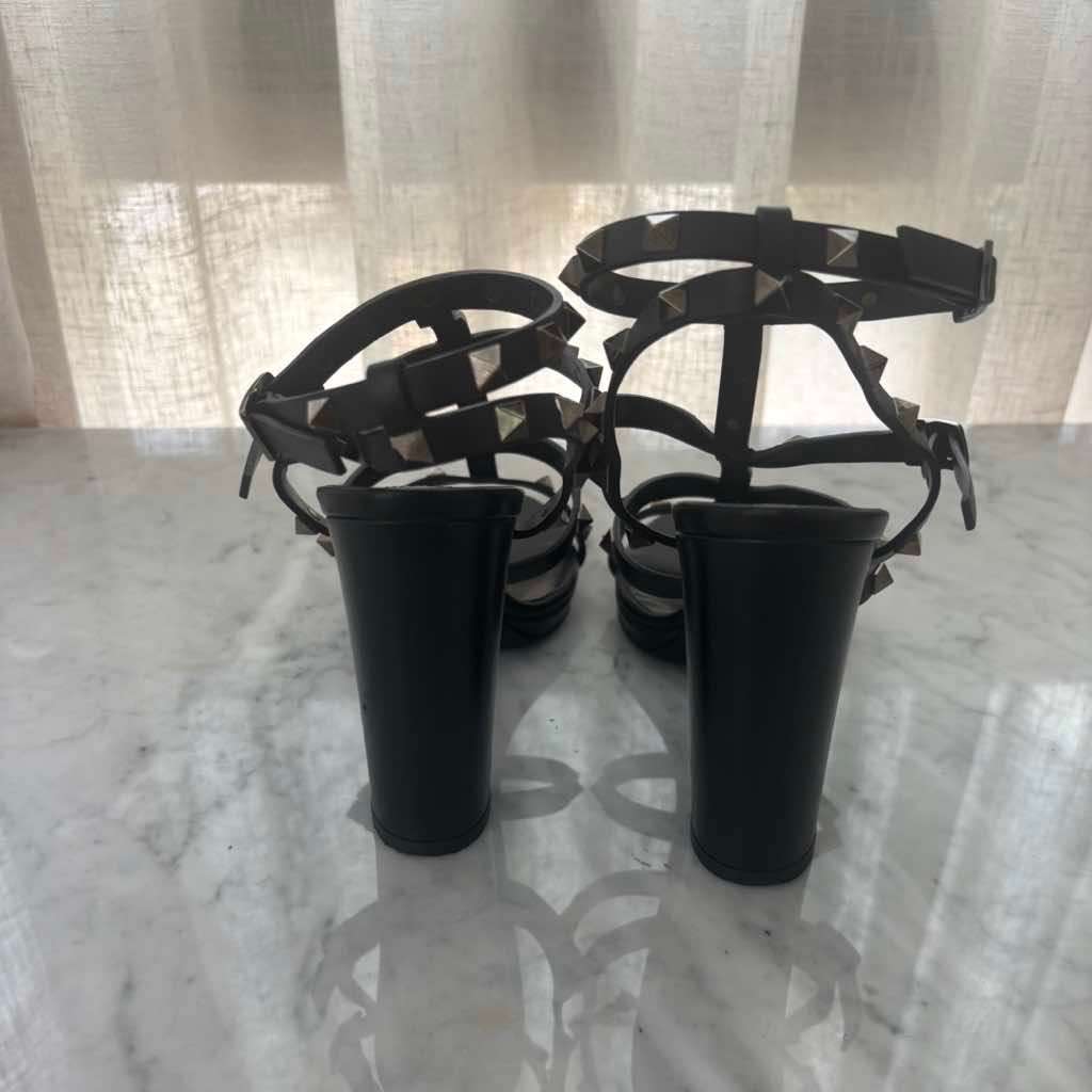 Valentino Garavani Rockstud Black Leather Very good condition - Back View