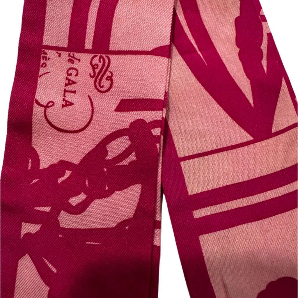 Hermès Brides De Gala Twilly Pink Silk Very good condition - Box View