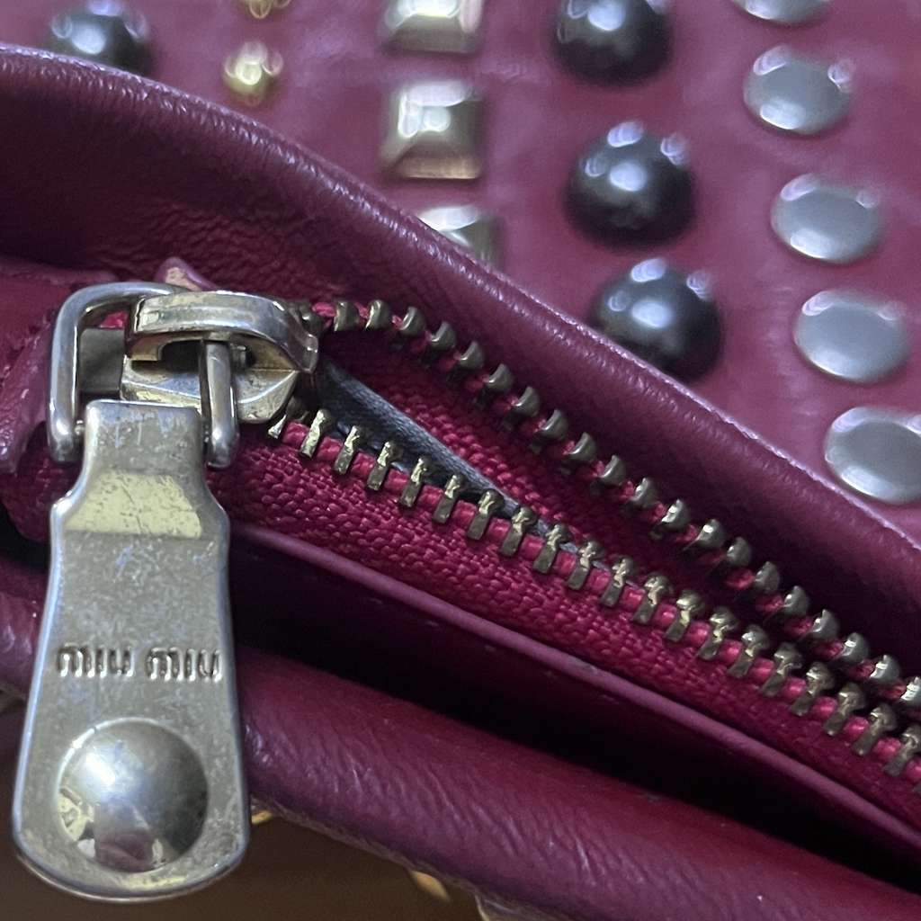 Miu Miu Studded Red Very good condition - Box View