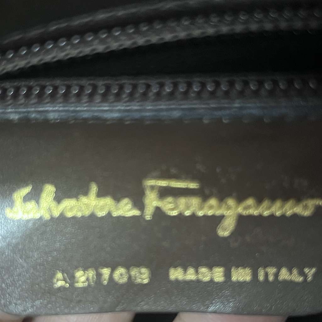 Salvatore Ferragamo Crossbody Bag Brown Leather Very good condition - Box View