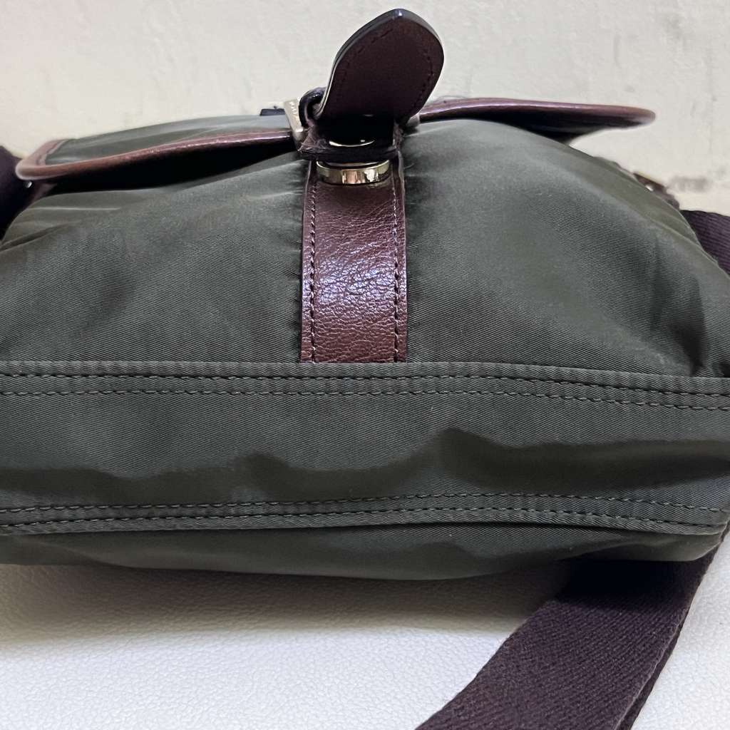 Burberry Black Label Brown Very good condition - Inside View
