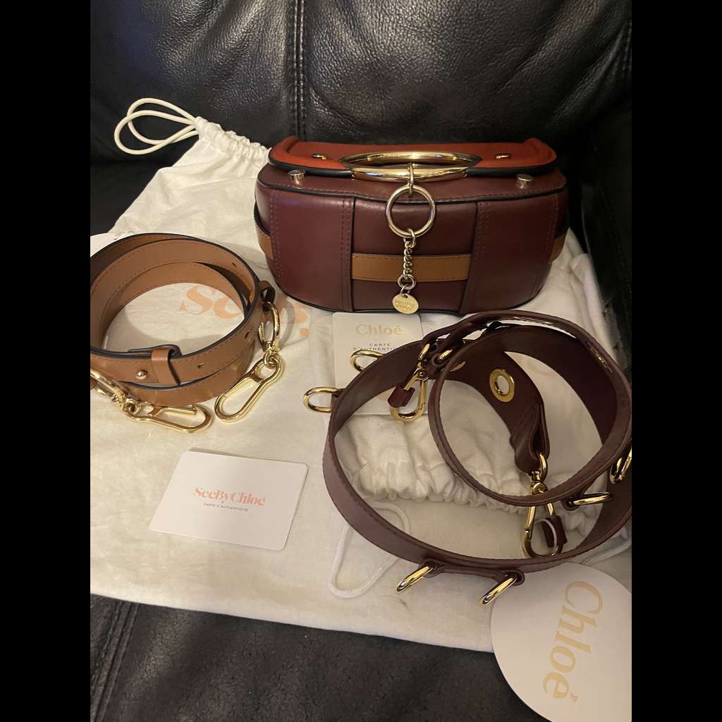Chloé Crossbodybag Mara By Chloé Burgundy Leather Very good condition - Model View
