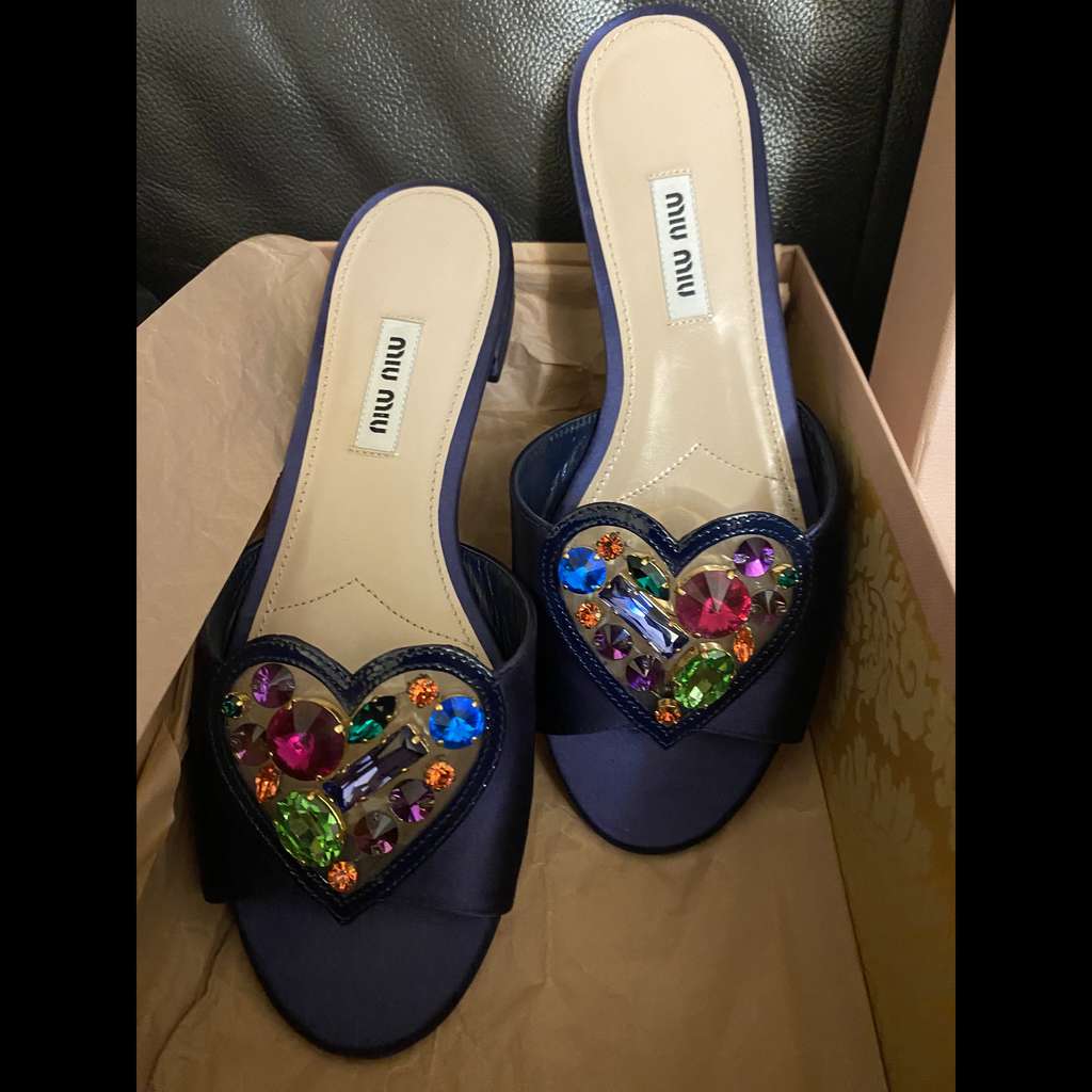 Miu Miu Stunning Miu Miu sandals Purple Satin Very good condition - Back View