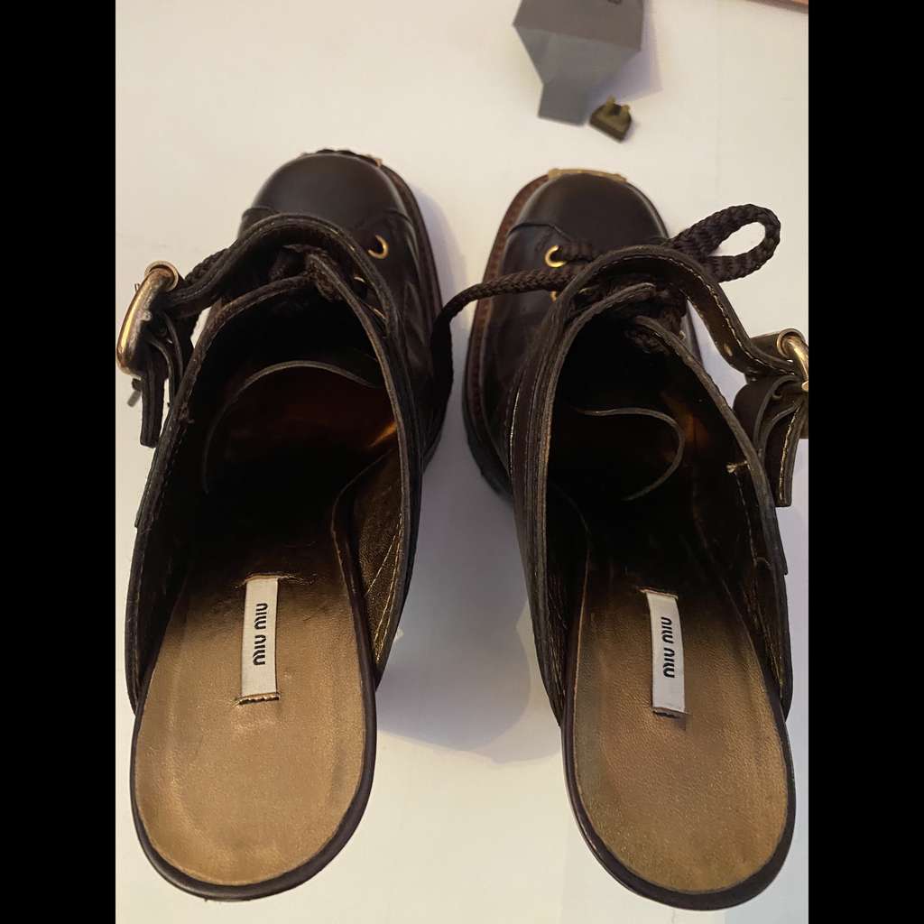 Miu Miu Miu Miu Platform Mules Brown Leather Never worn - Box View