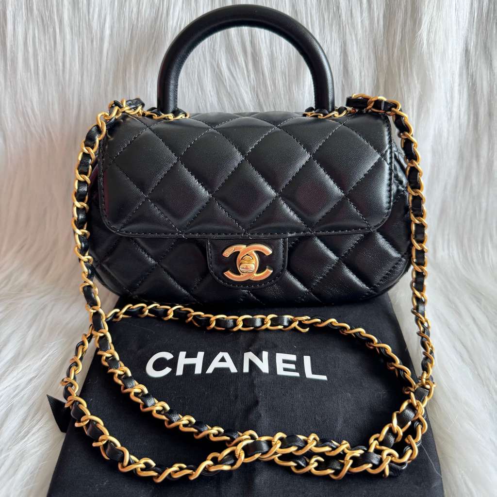 Chanel Lambskin Top Handle Bag Black Leather Very good condition - Box View