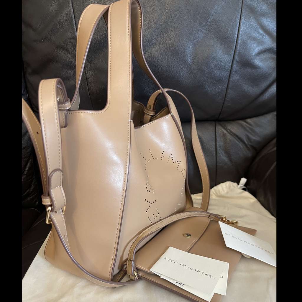 Stella McCartney Stella Logo Beige Polyester Very good - Model View