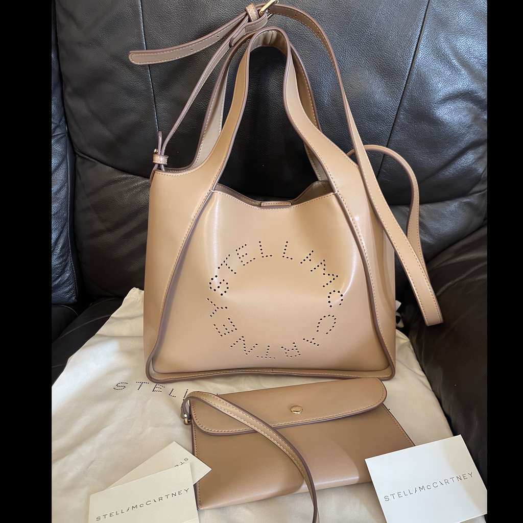 Stella McCartney Stella Logo Beige Polyester Very good - Box View