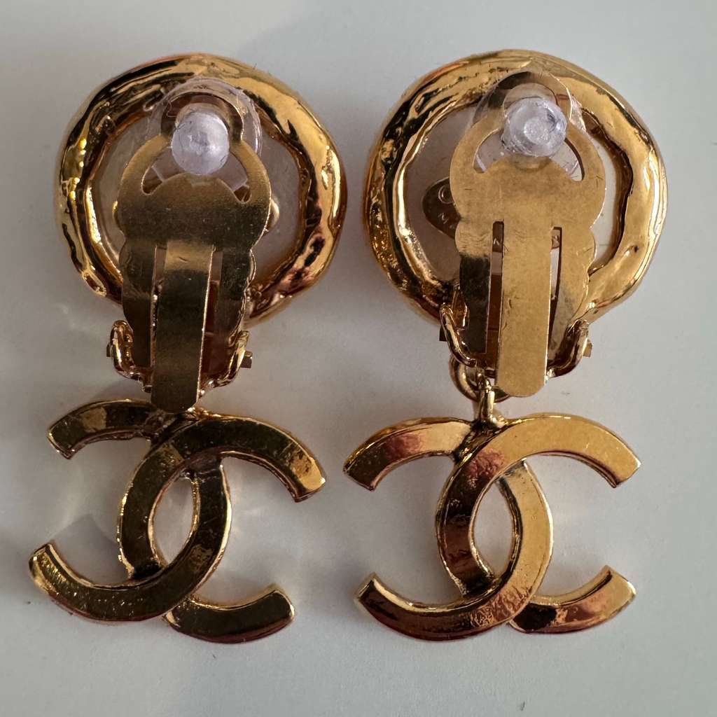 Chanel CC Logo Pearl Earrings Gold Very good - Back View
