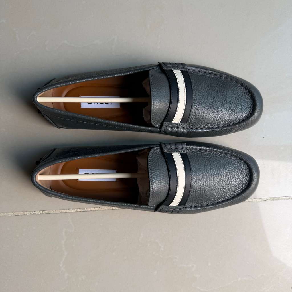 Bally Bally Loafers Grey Leather Never worn, with tag - Inside View