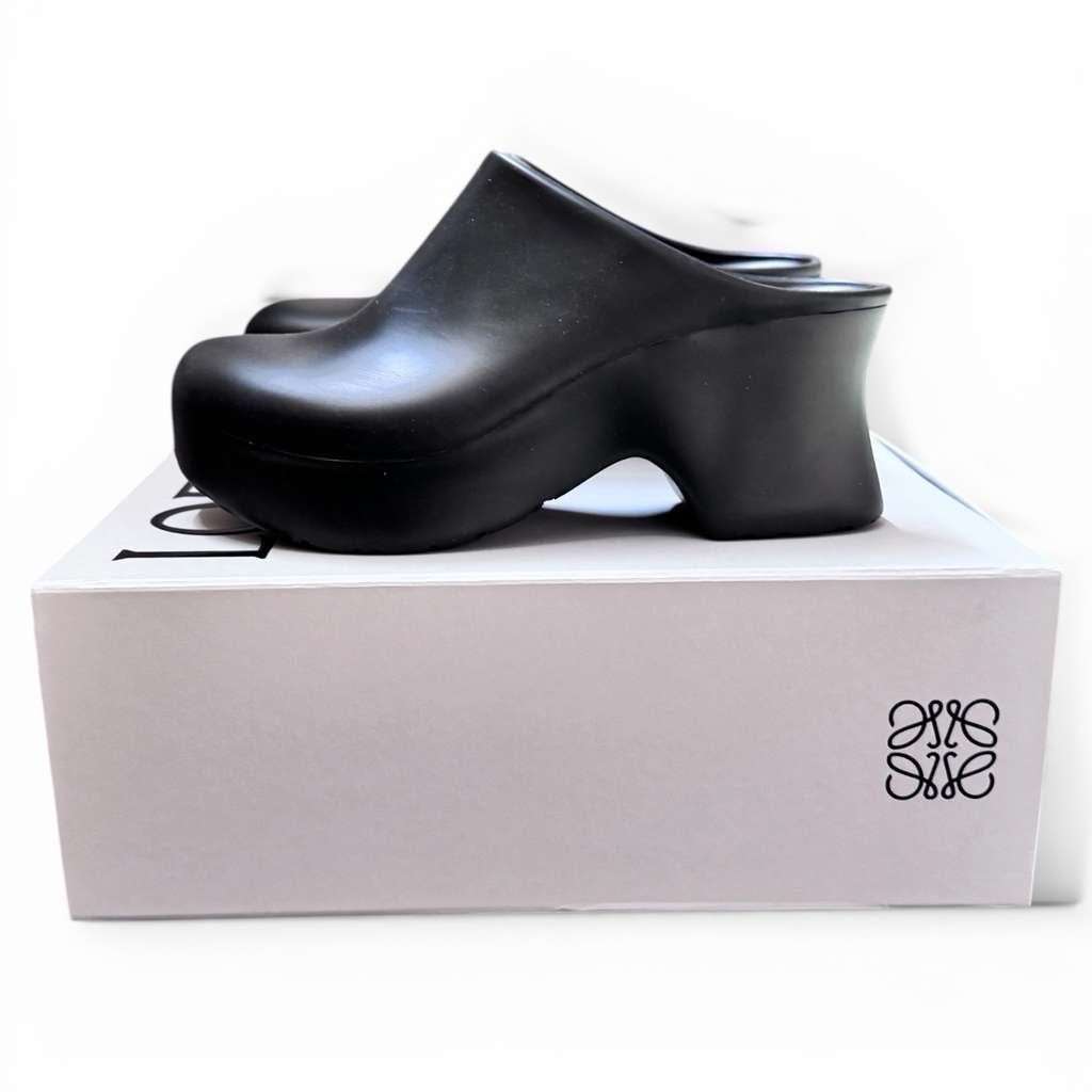 Loewe Loewe Terra Foam Clog Black Rubber Never worn, with tag - Model View