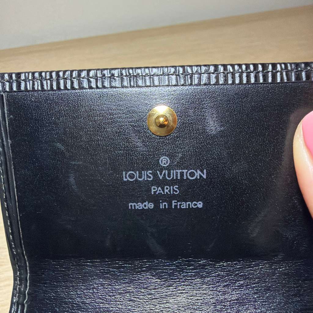 Louis Vuitton Epi Wallet Black Good condition - Box View