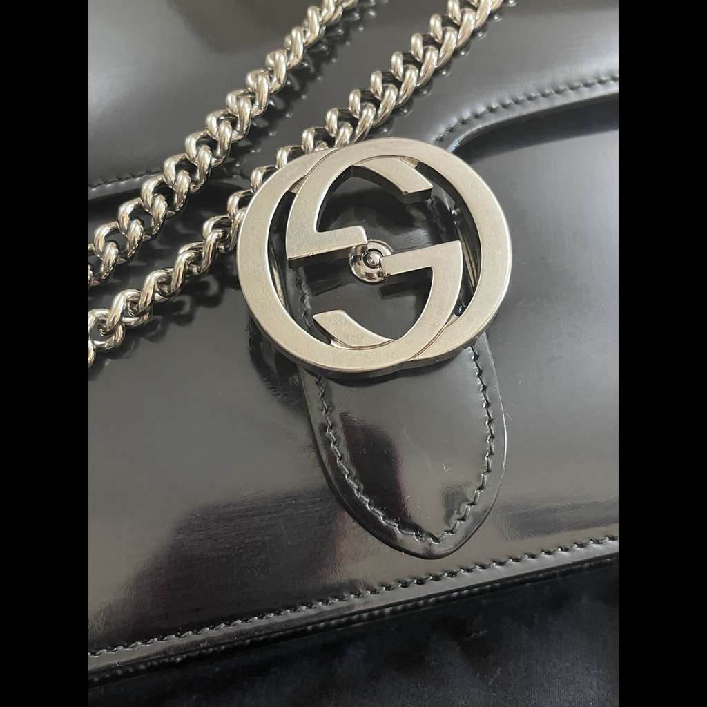 Gucci Patent Leather Interlocking Bag Black Leather Good condition - Inside View