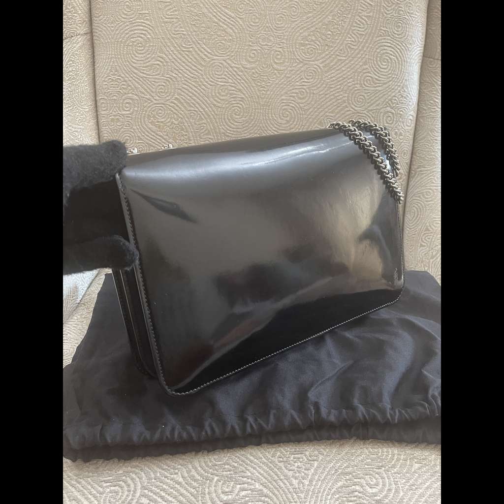 Gucci Patent Leather Interlocking Bag Black Leather Good condition - Box View