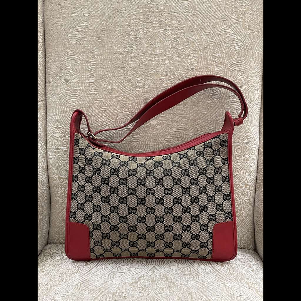 Gucci GG Canvas Shoulder Bag Red Canvas Good condition - Back View
