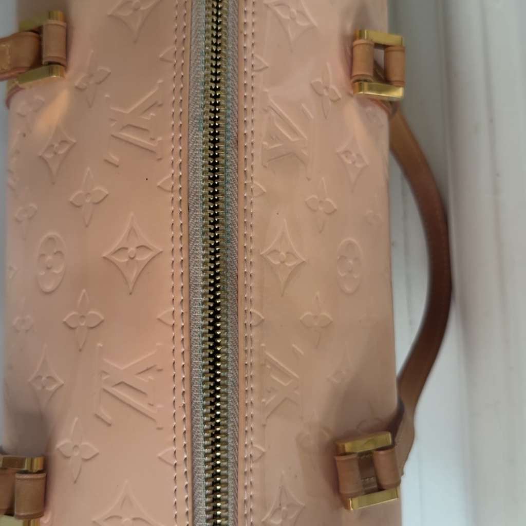 Louis Vuitton 2004 Bedford Beige Leather Good - Box View