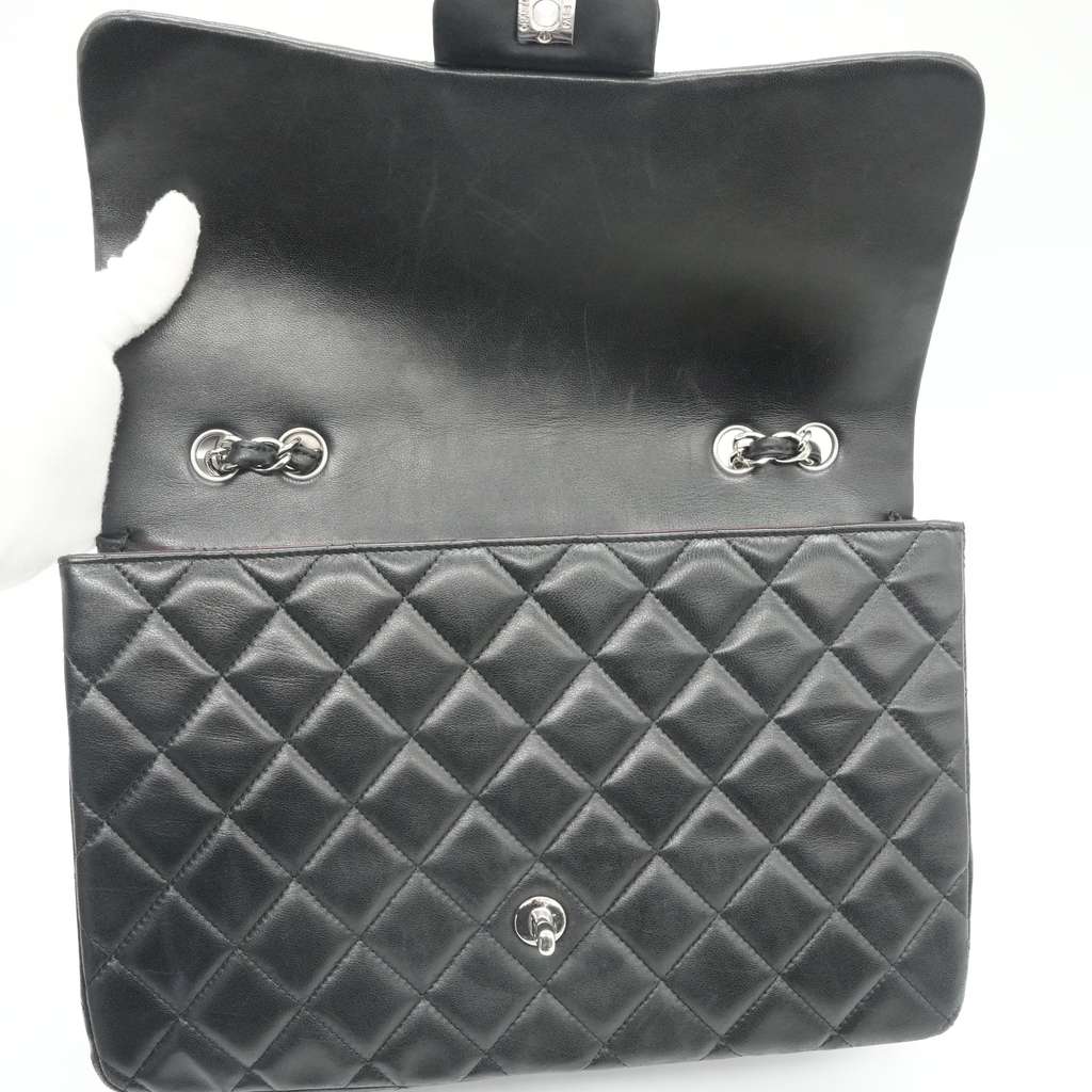 Chanel Classic 30 Single Flap Black Leather Good - Box View