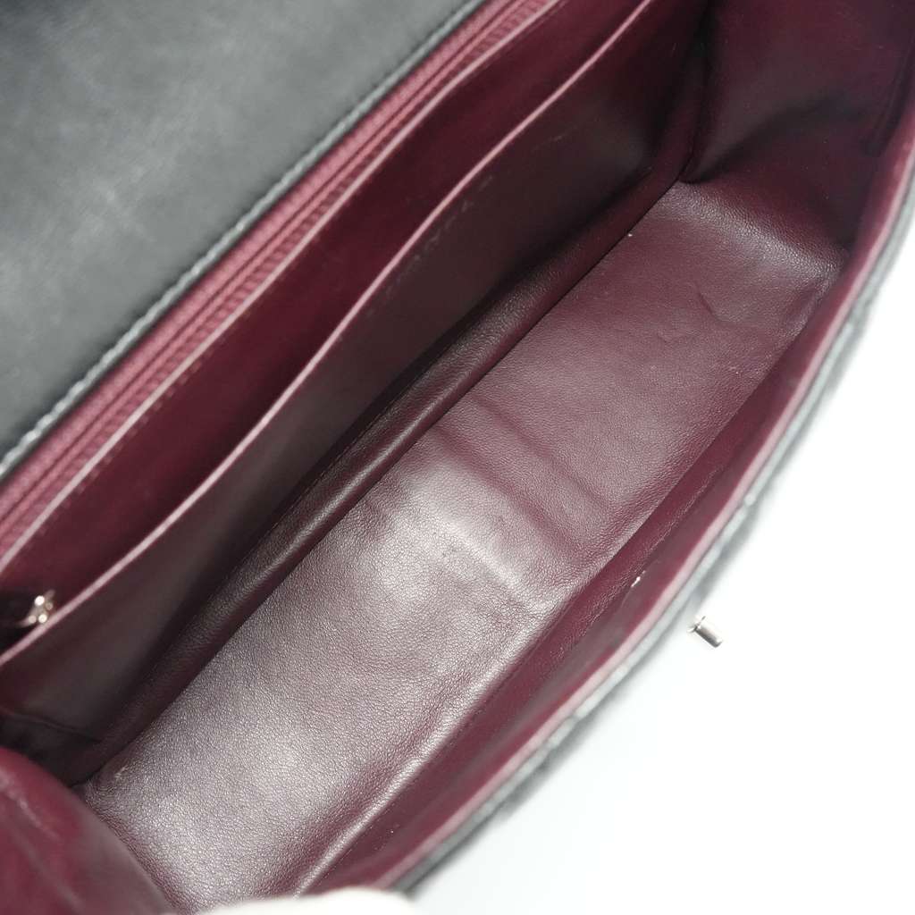Chanel Classic 30 Single Flap Black Leather Good - Model View