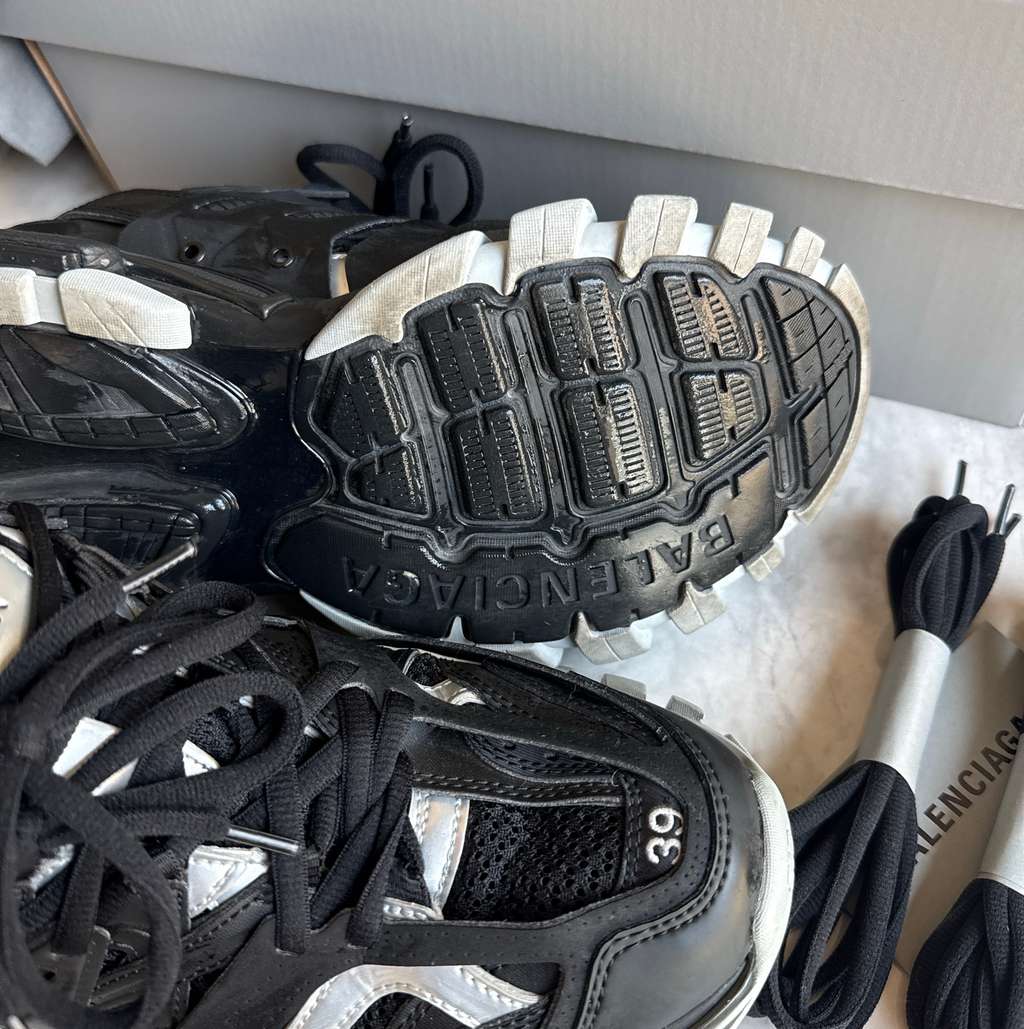 Balenciaga Track Black Very good - Box View