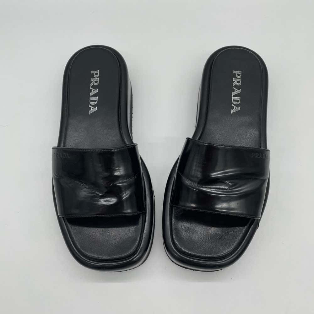 Prada Mules Black Leather Good - Model View
