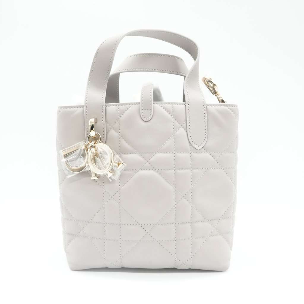 Dior Small Toujours Vertical Tote Grey Leather Never worn - Front View
