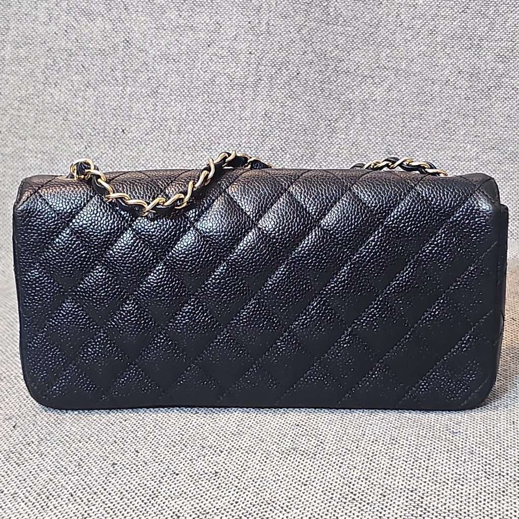 Chanel EAST WEST CAVIAR Black Leather Very good condition - Back View