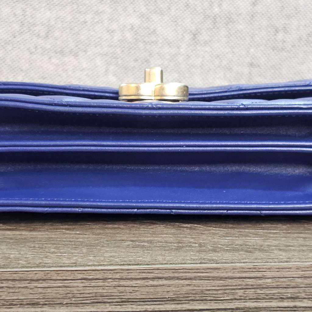 Chanel MINI DUAL HANDLE Blue Leather Good condition - Inside View