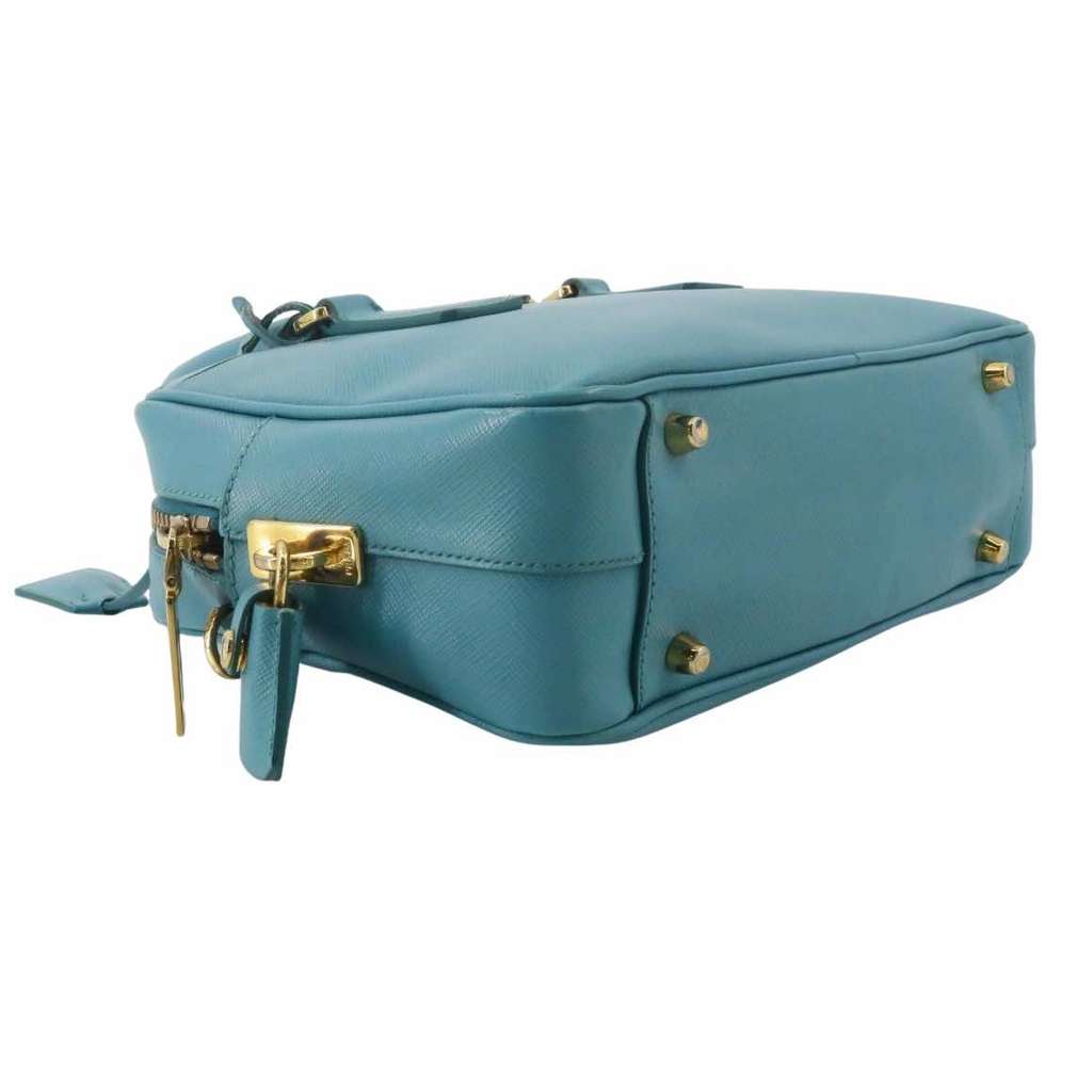 Prada Bauletto Green Leather Good condition - Model View