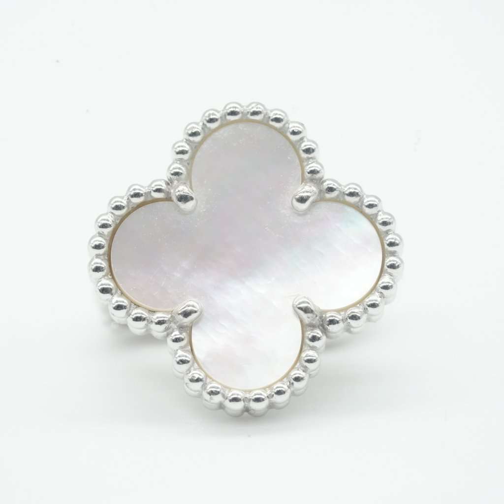 Van Cleef & Arpels Vintage Alahambra K18WG Mother-of-Pearl White White Gold Good - Inside View
