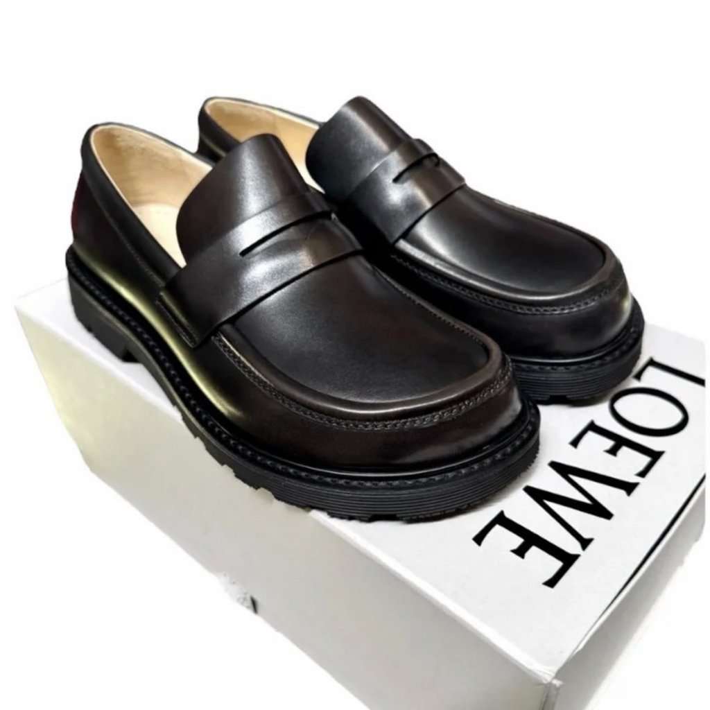 Loewe Loewe Loafers Black Leather Never worn, with tag - Box View