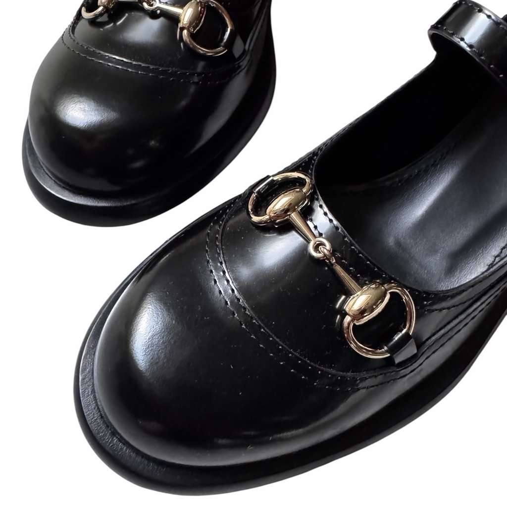 Gucci Gucci Mary Jane Black Leather Never worn, with tag - Box View