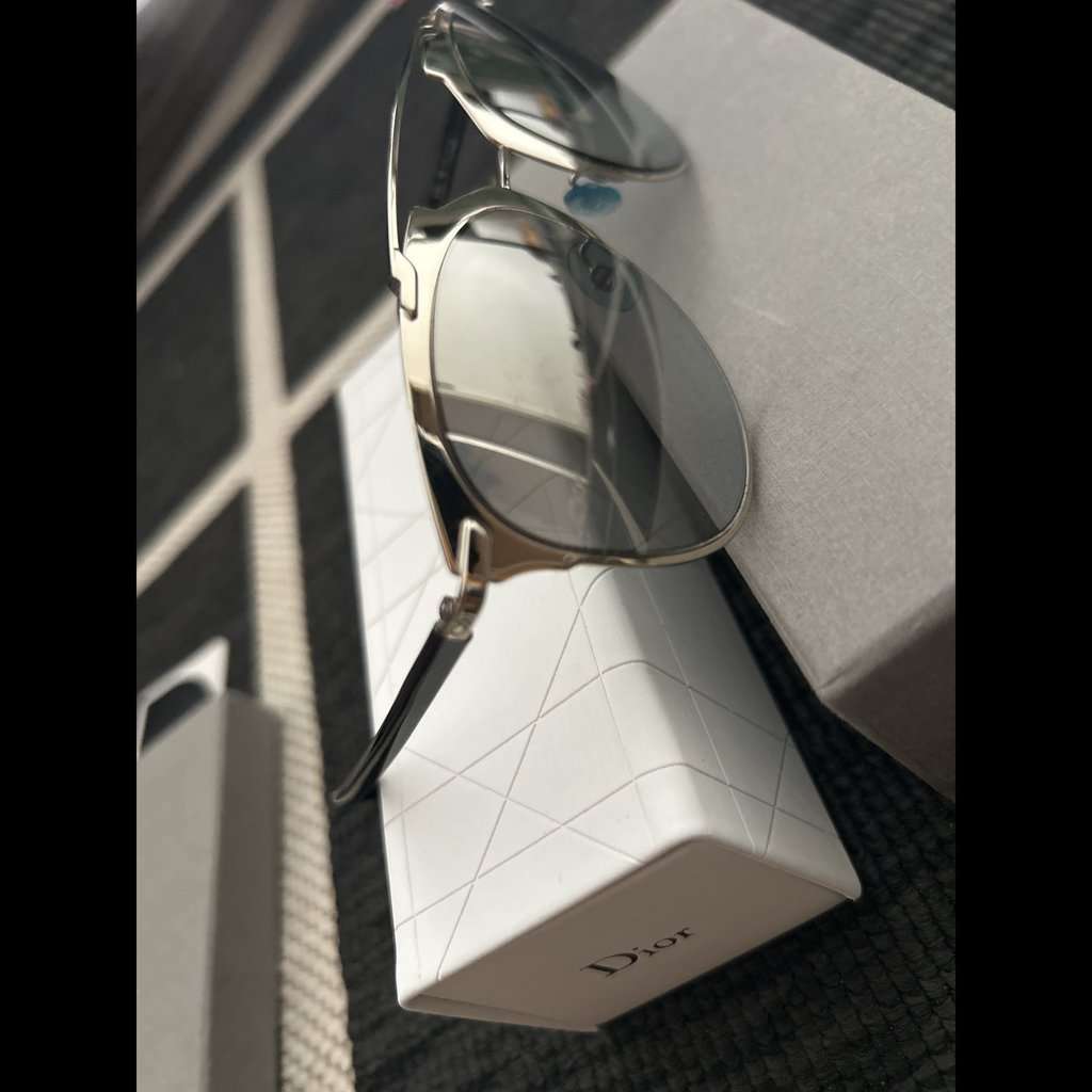 Dior Excellent-condition sunglasses Black Very good - Back View