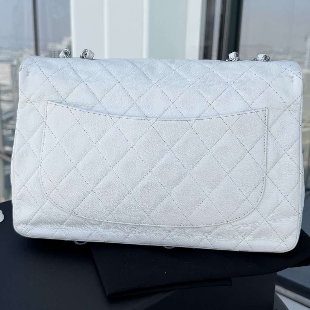 Chanel Jumbo Single Flap Caviar White Leather Good condition - Back View