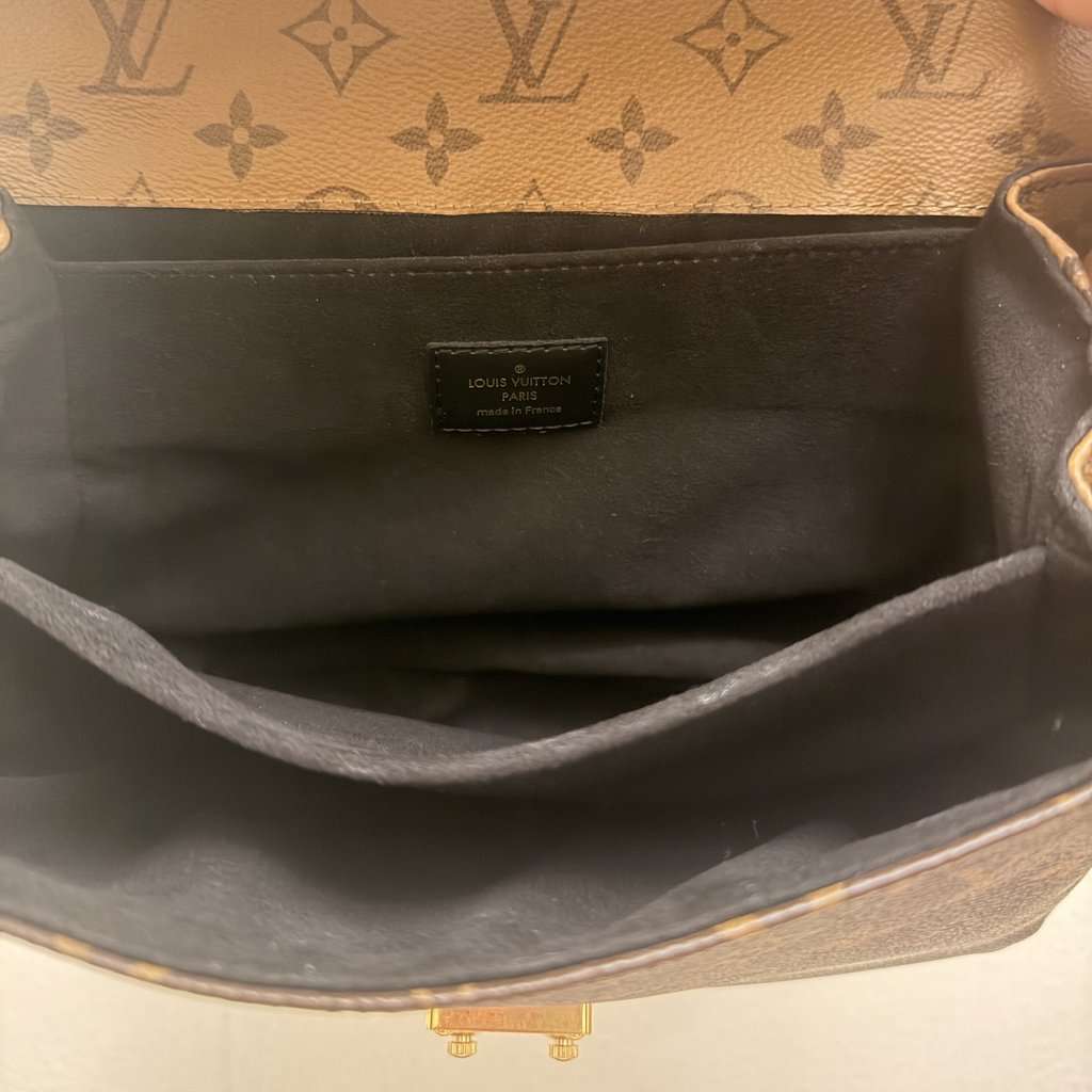 Louis Vuitton Pochette Metis Brown Canvas Very good condition - Model View