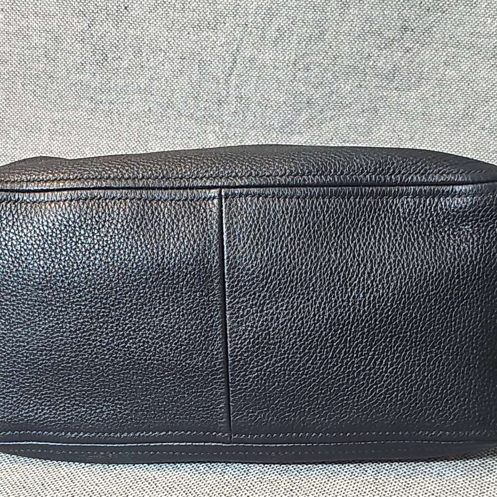 Prada Vitello Phenix Bauletto Bag Black Leather Very good condition - Inside View
