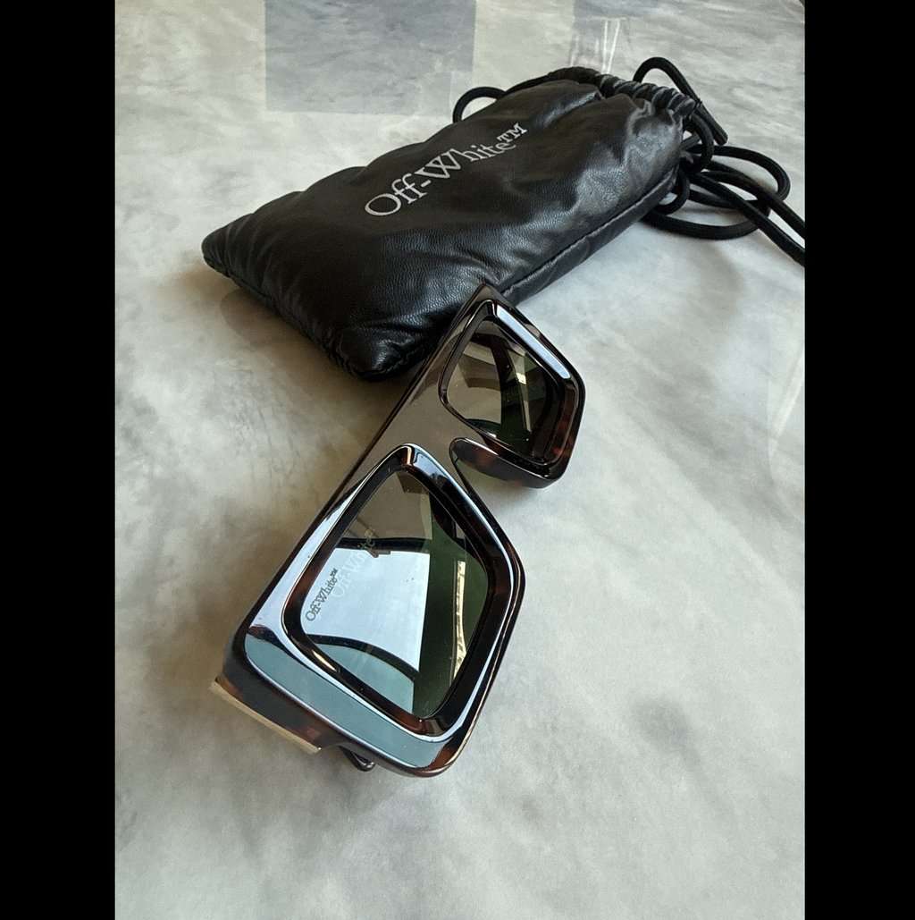 Off-White Leonardo Square Sunglasses Beige Very good - Back View