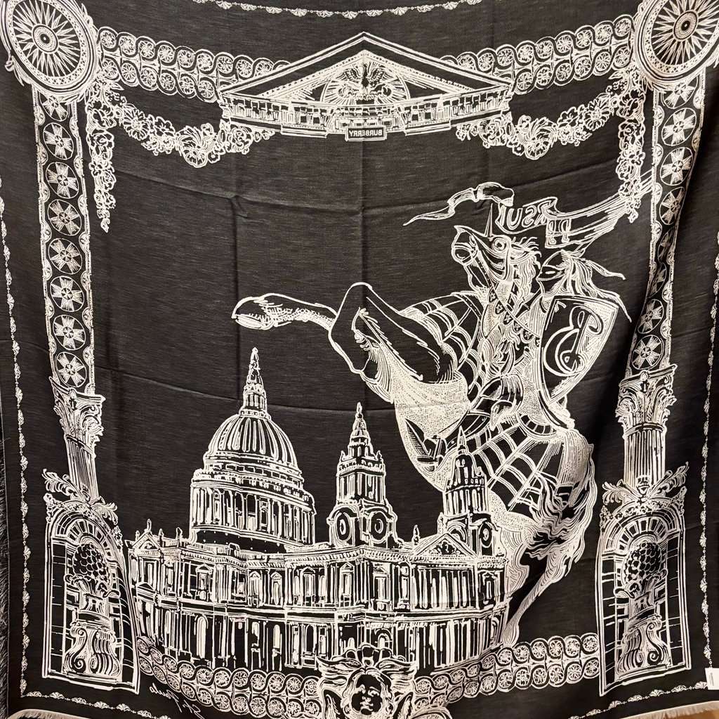 Burberry Saint Paul's Cathedral London MultiColor Silk Never worn - Box View