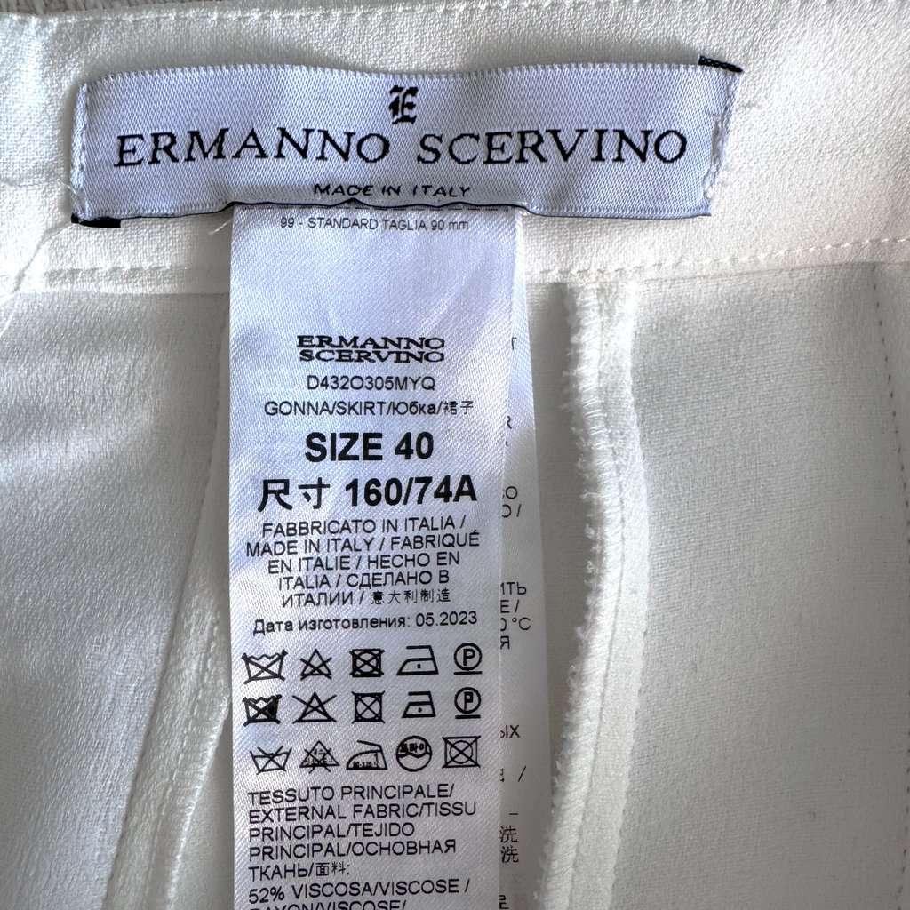 Ermanno Scervino Pleated skirt White Very good - Inside View