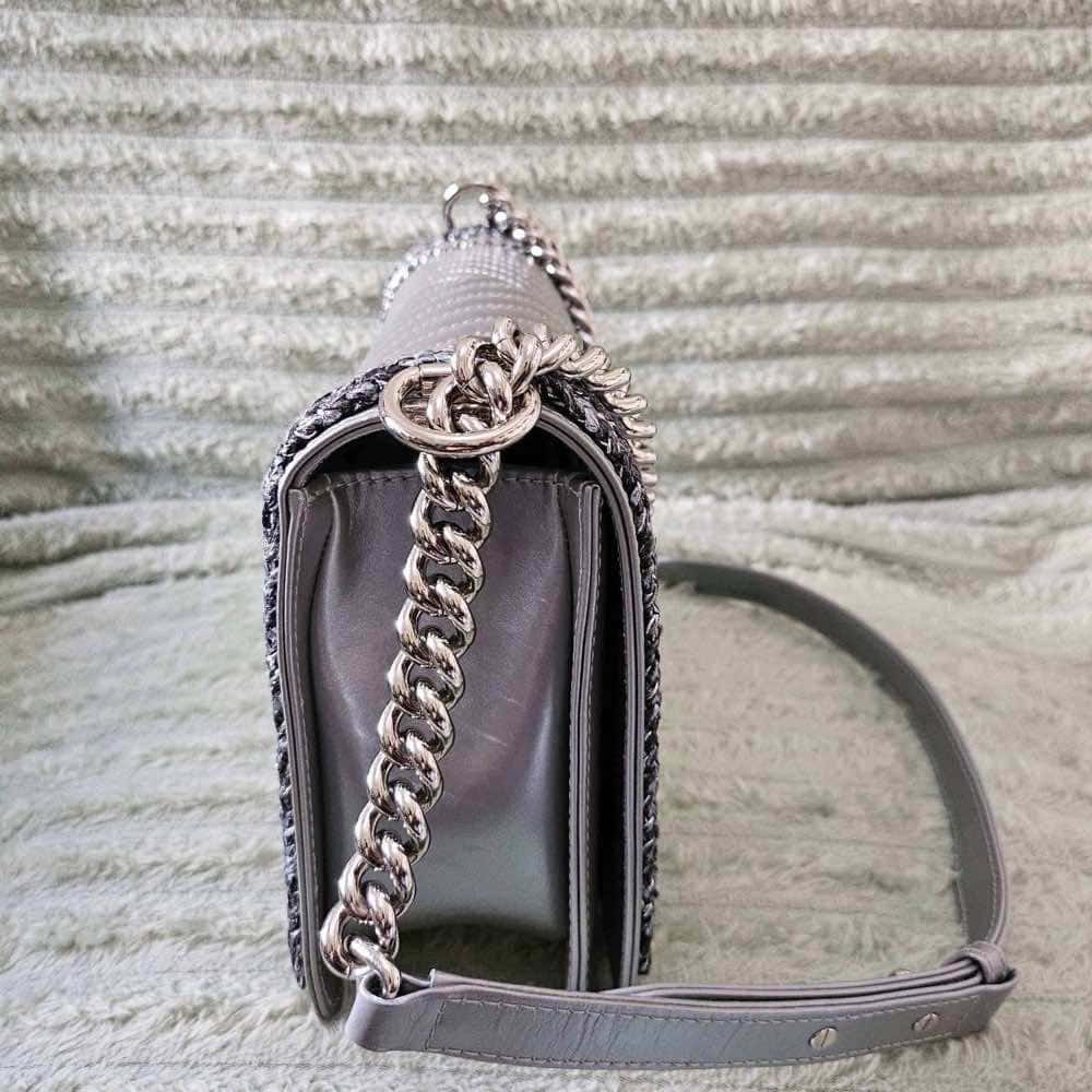 Chanel Boy Silver Leather Silver Good condition - Inside View